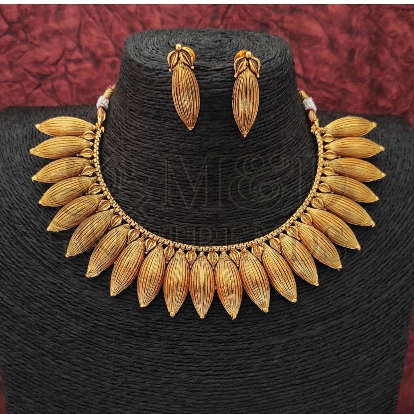 High Gold Polish Fancy Necklace Set for Western Style