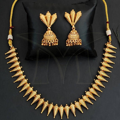 Antique Design High Gold Polish Fancy Necklace Set
